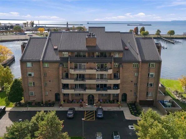 40 Waterfront Cir #305, Buffalo, NY 14202