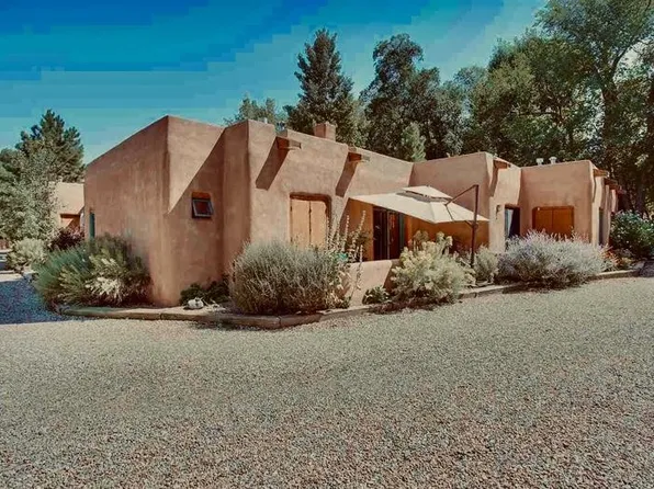 404F Dolan St #F, Taos, NM 87571