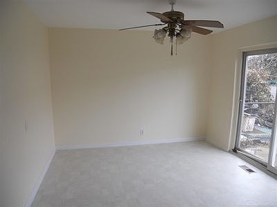 5th image of 20037 Abrahm St