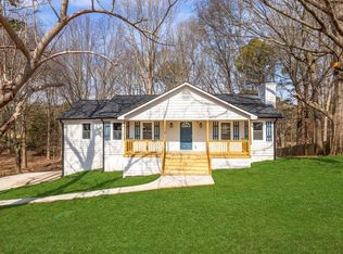 1506 Country Ct, Auburn, GA 30011