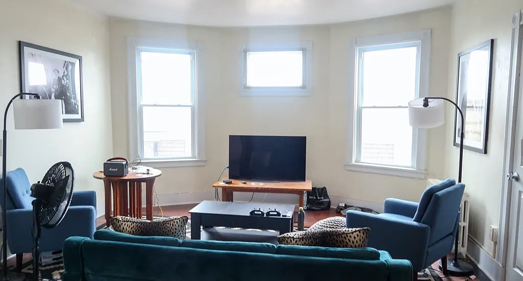 4 bed, $4,400 — Photo 4