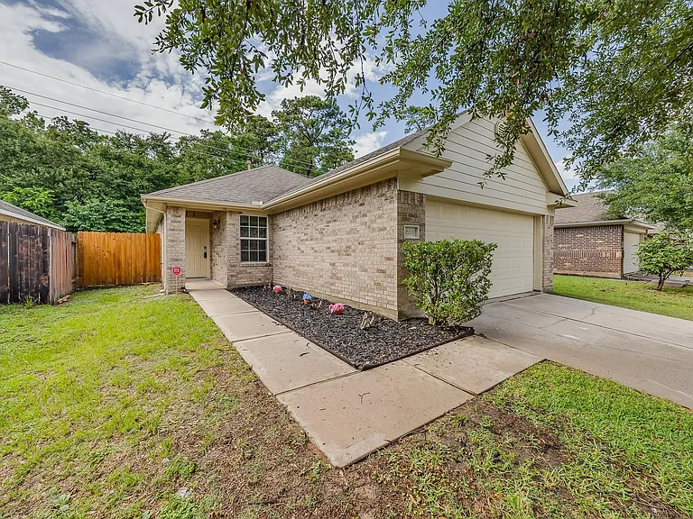 2515 Cypress Island Dr — Photo 5