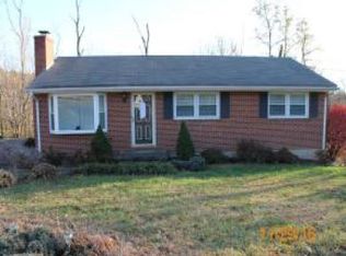 6205 Nell Cir, Roanoke, VA 24019