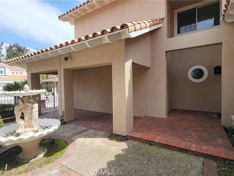 2162 Ventia — Photo 10