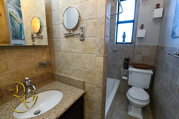 Sold by Dorsa Group | media 17