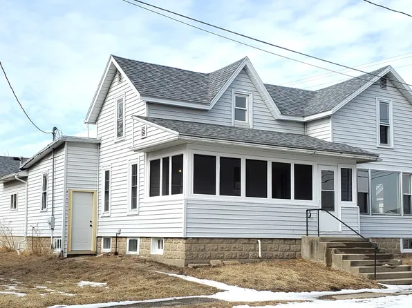 108 S Lincoln St, Morocco, IN 47963