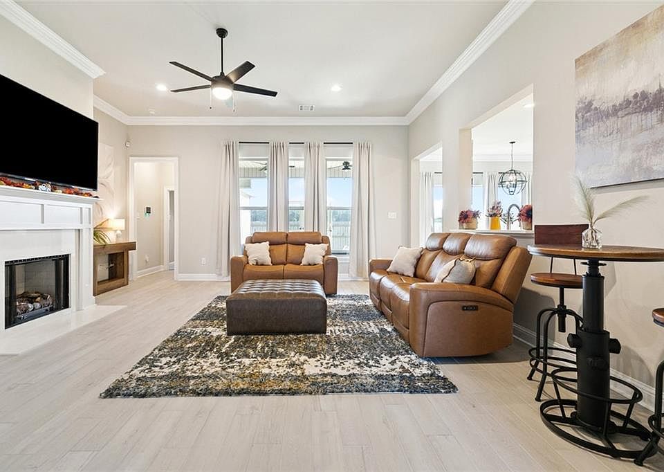 8876 Windlake Dr, Denham Springs, LA 70726 | Zillow