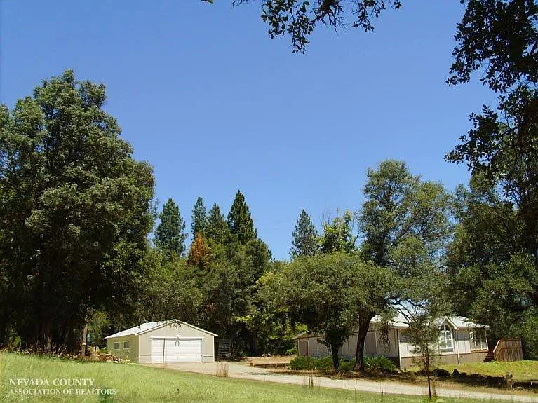 9261 Marysville Rd photo 1