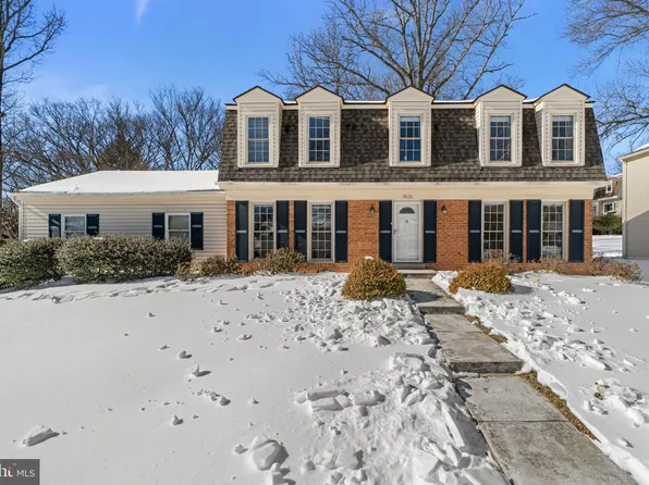 5626 Phelps Luck Dr, Columbia, MD 21045