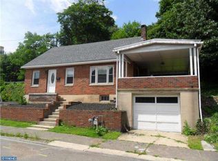 752 E Norwegian St, Pottsville, PA 17901