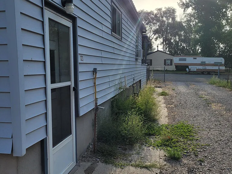 Unit B Entrance