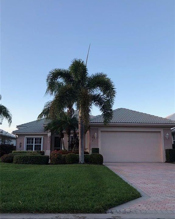 1st image of 1413 SE Glencoe Ct