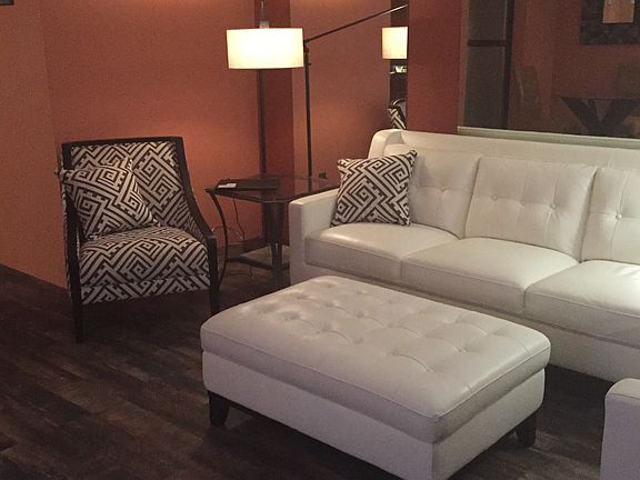 5th image of 160 Isle Of Venice Dr APT 4