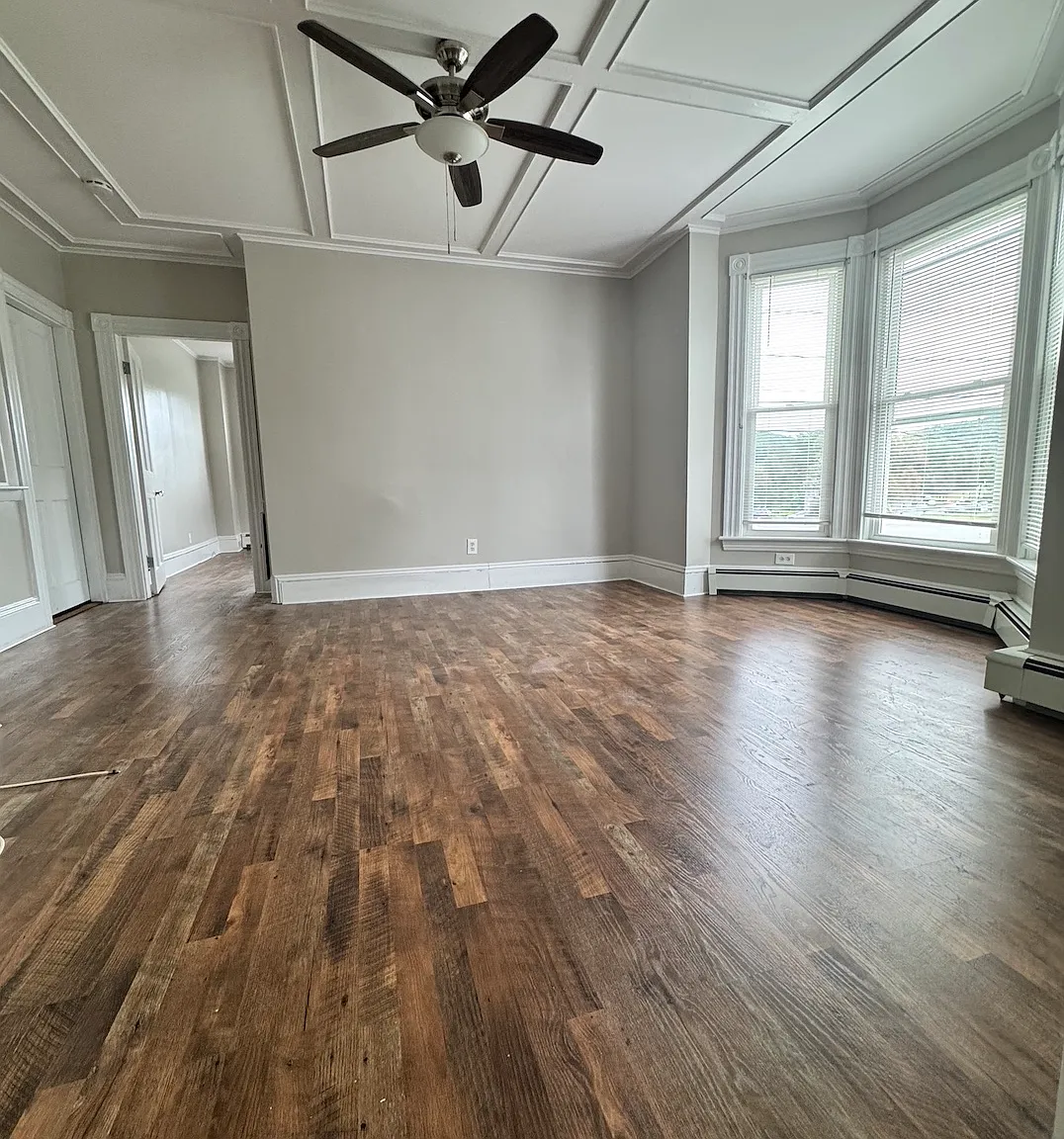 3 bed, 1100 sqft, $2,550 — Photo 1