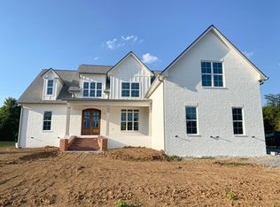 809 Stone Brook Dr, Lebanon, TN 37087