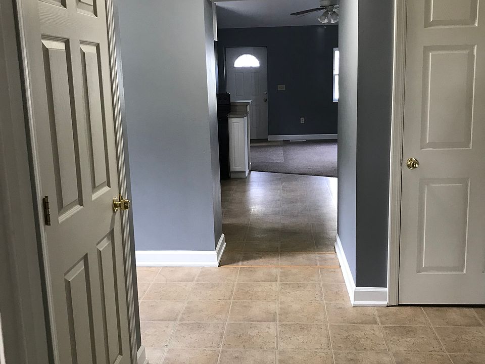 1st image of 400 N Grace St