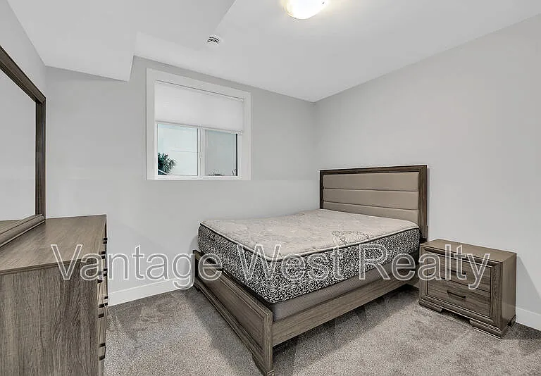 2580B Crown Crest Dr — Photo 10
