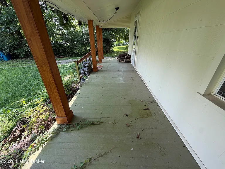 406 Evergreen Rd — Photo 8