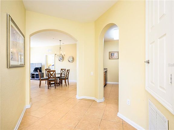 2nd image of 4814 Cayview Ave #301