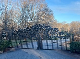 226 Ole Plantation Dr, Rutherfordton, NC 28139