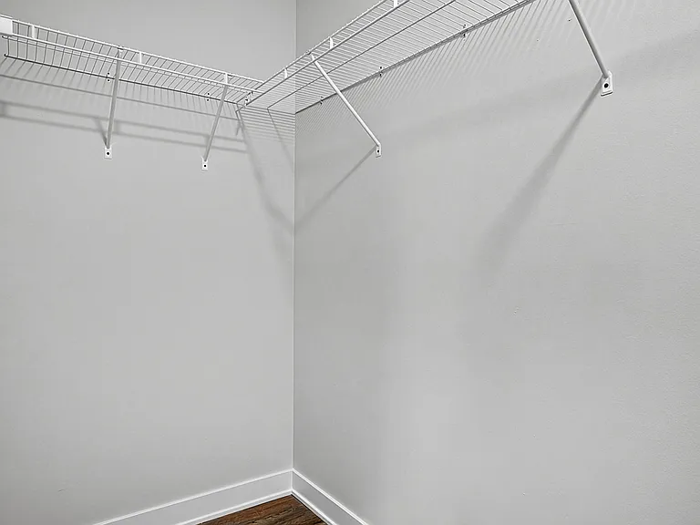3953 Unit B (Upper level)
