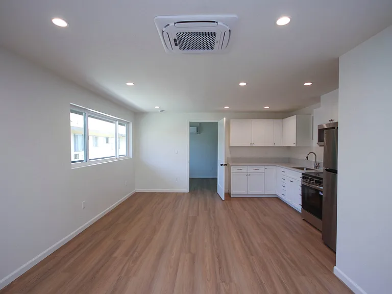 1170 Huntington Dr #C2 — Photo 15
