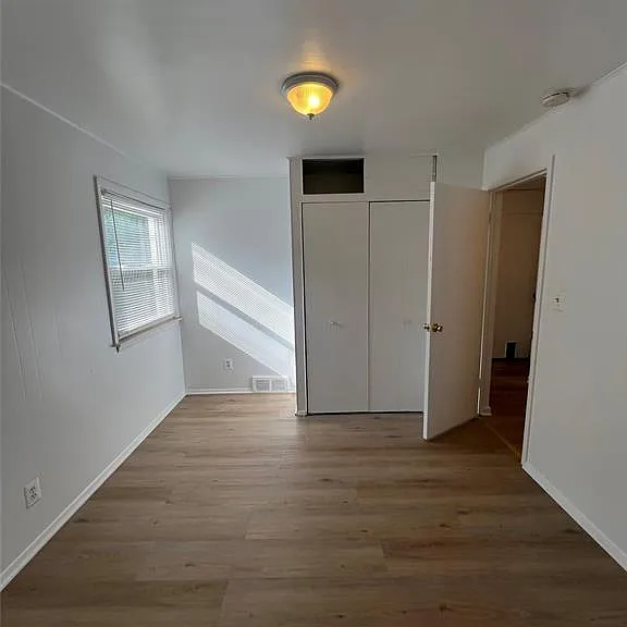 2504 Bannister St — Photo 16