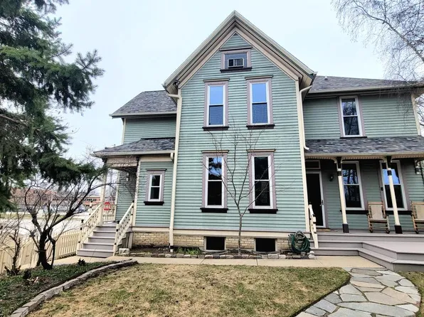 202 East Brown STREET, Milwaukee, WI 53212