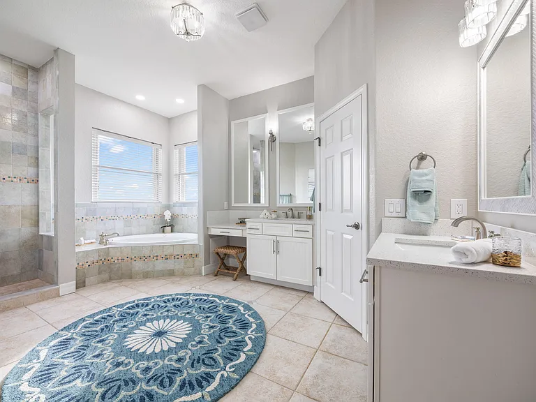 1340 Apollo Beach Blvd S — Photo 93