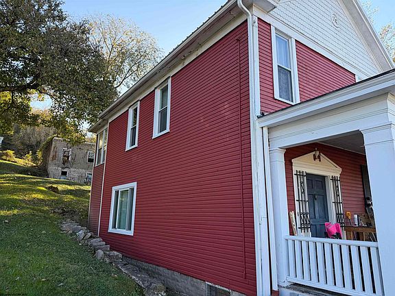 5th image of 355 Wilson St