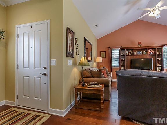4th image of 306 Faith Dr #306