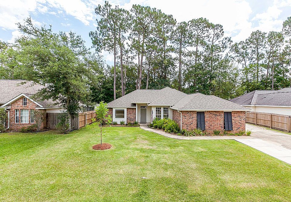 Beautiful home in Crestwood