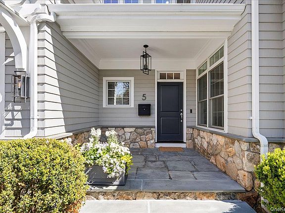 3rd image of 5 Rockridge Road