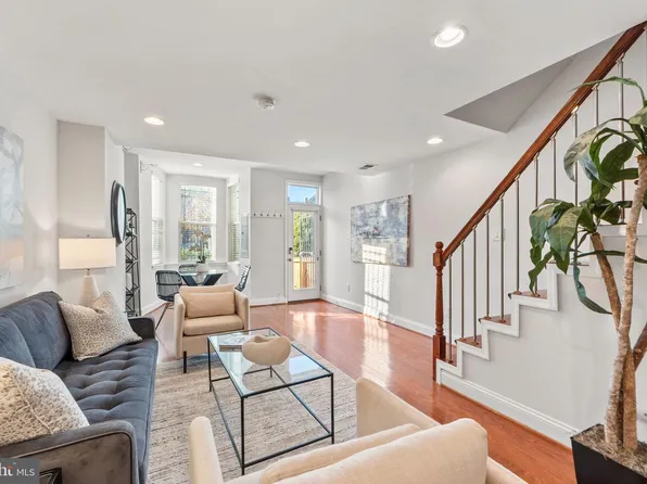 813 12th St NE, Washington, DC 20002