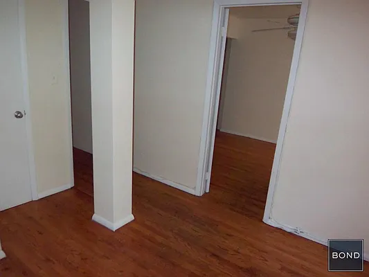 Rented by Bond New York | media 30