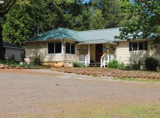 260 Draper Valley Rd, Selma, OR 97538