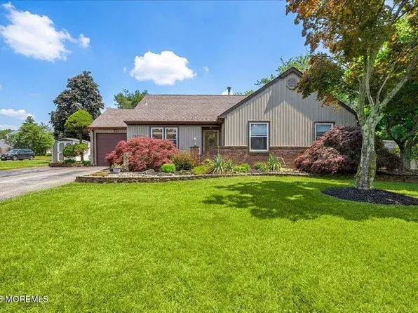 1800 Fairfield St, Toms River, NJ 08757