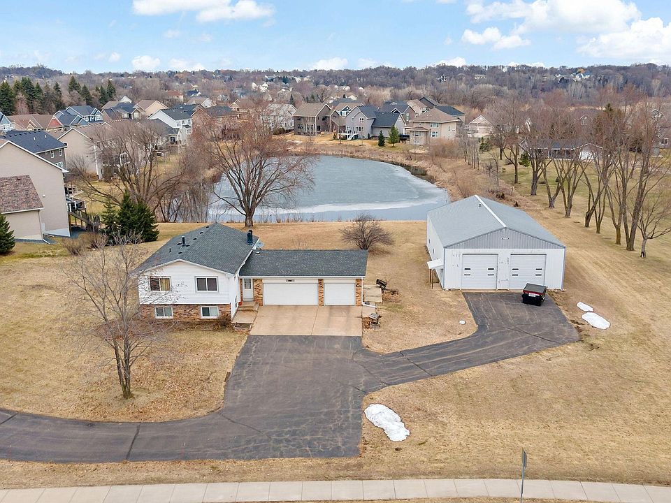 1st image of 15335 Valley View Dr