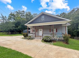 102 S 8th St, Easley, SC 29640