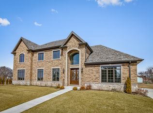 1503 Shiva Ln, Naperville, IL 60565