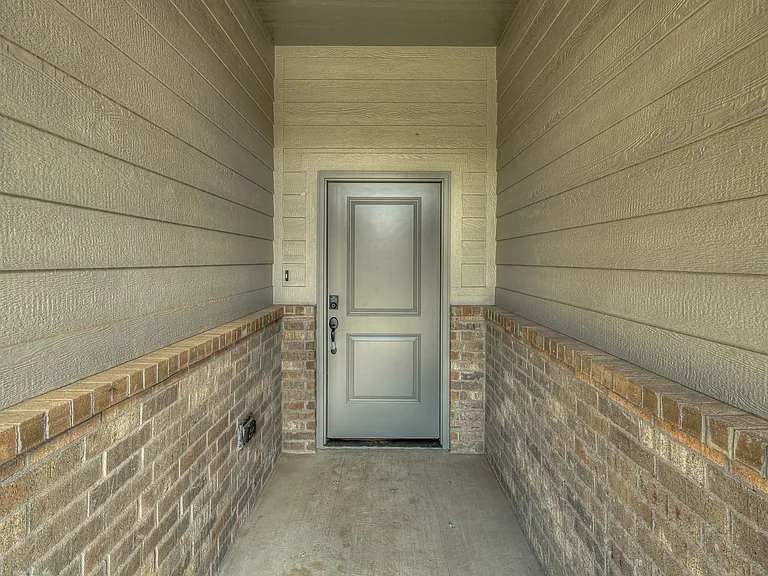 1103 Wisteria Way — Photo 22