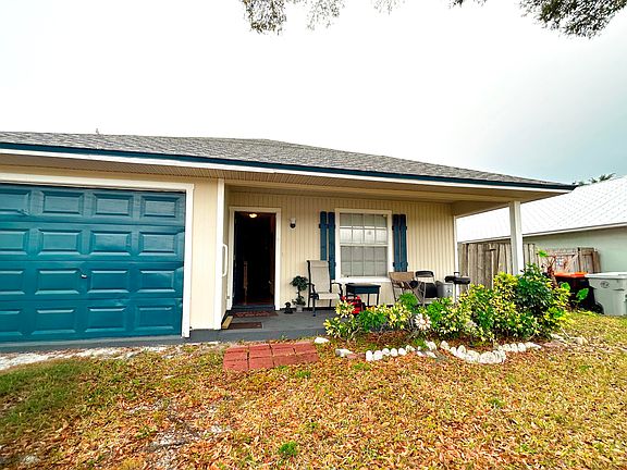 2nd image of 1221 18th Avenue SW