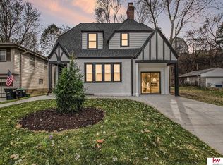 3033 Read St, Omaha, NE 68112