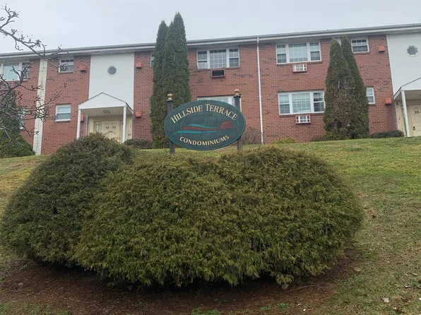 93 Sigwin Drive #93, Wallingford, CT 06492