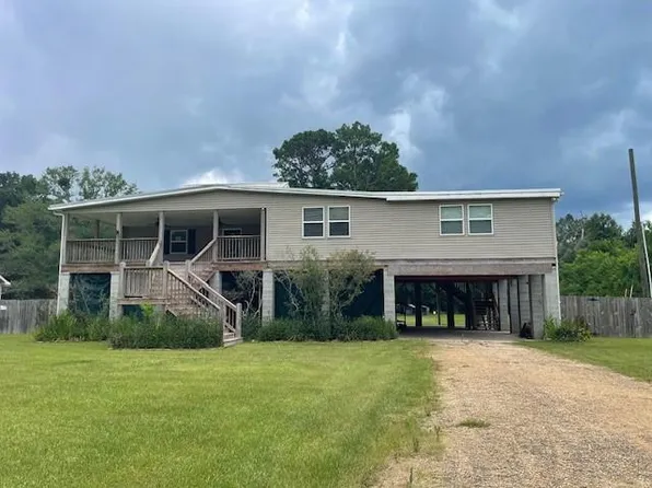 21573 Katina Ln, Ponchatoula, LA 70454