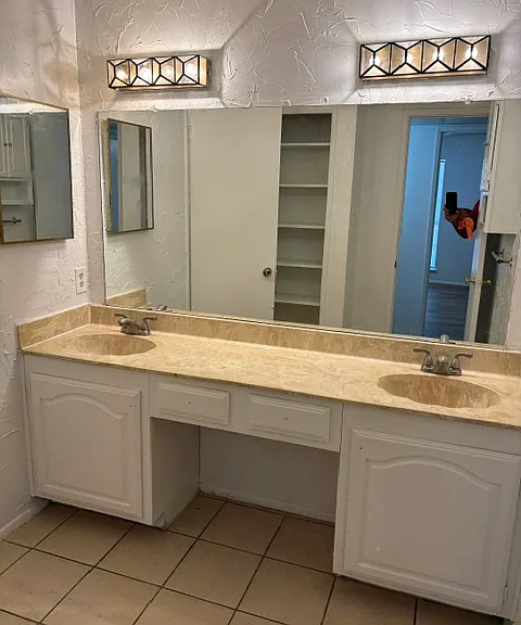 2849 London Ln — Photo 11