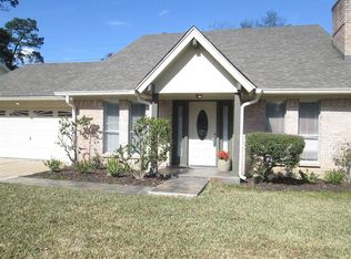 9626 Magnolia Ridge Dr, Houston, TX 77070
