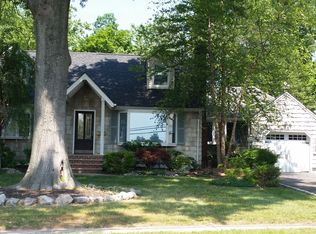 46 Mildred Ter, Clark, NJ 07066
