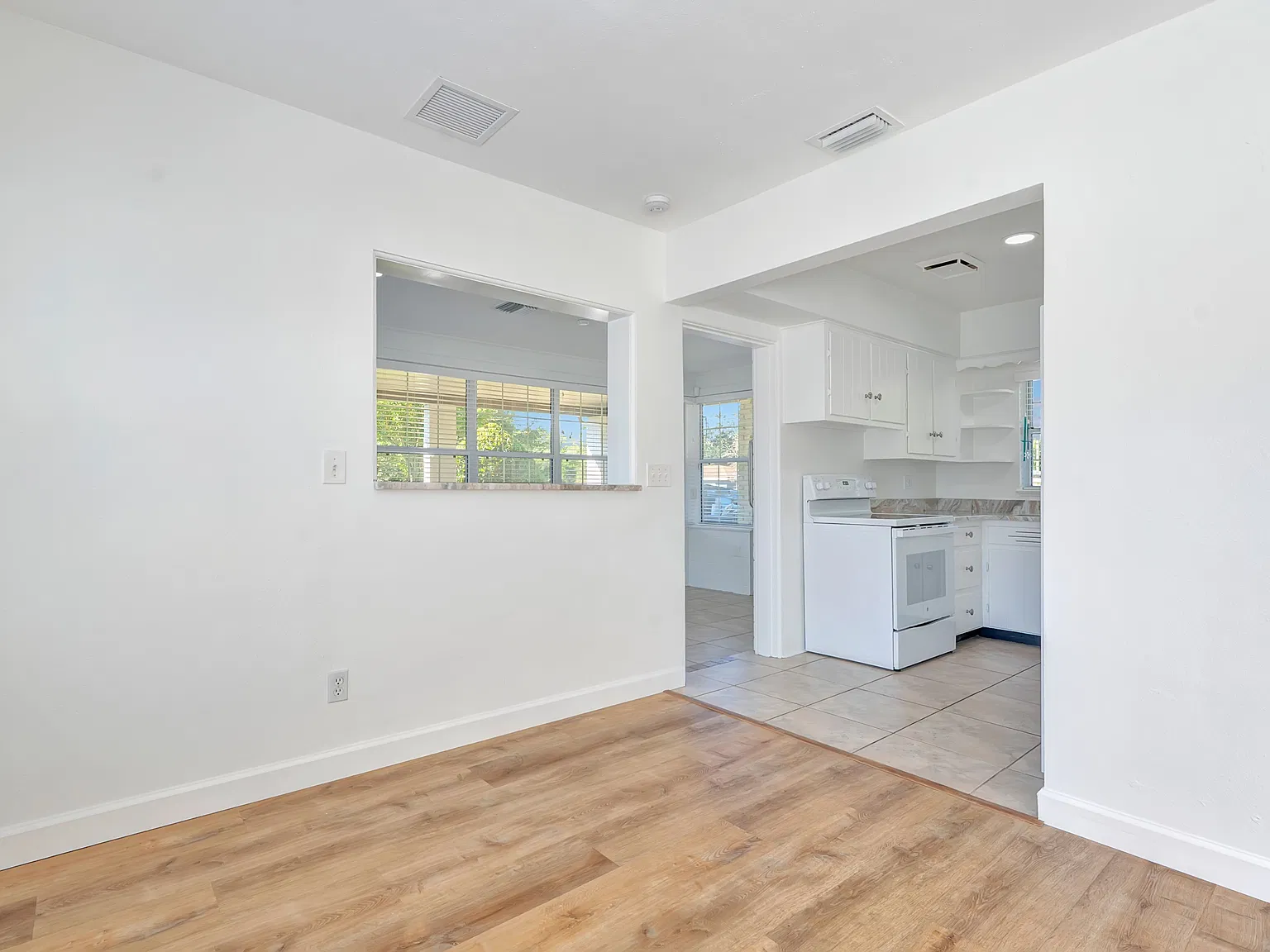 2 bed, 1152 sqft, $2,600 — Photo 1