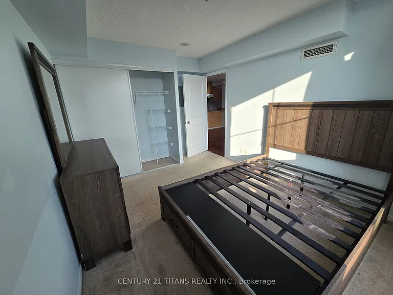 8 Rosebank Dr #9F — Photo 12